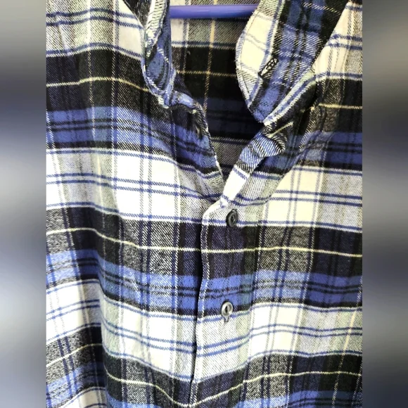 Vermont Flannel  Henley - Picture 3 of 6